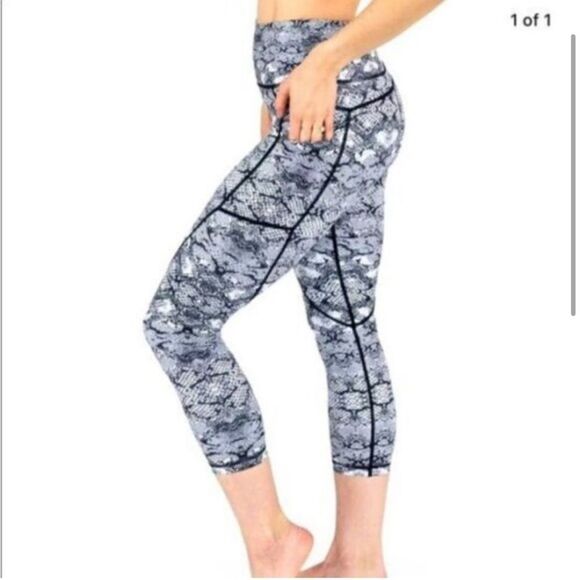 Zyia light n tight snake skin leggings size 0 - Picture 1 of 4